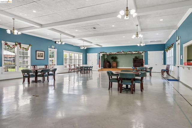 29344 New Hampshire, Hayward, CA 94544