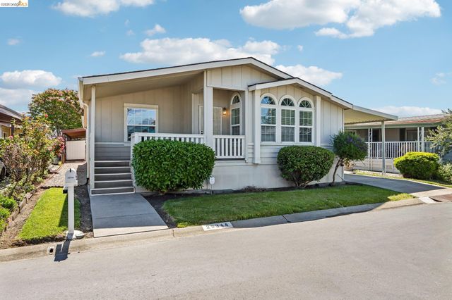 29344 New Hampshire, Hayward, CA 94544