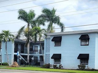 4018 6TH STREET S 06, St Petersburg, FL 33705