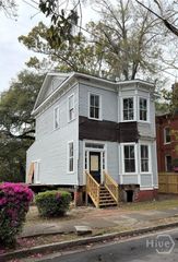 217 E 38th Street, Savannah, GA 31401