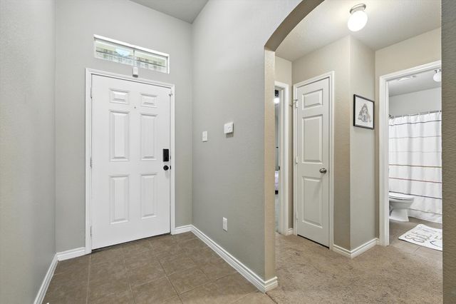 729 Poncho Lane, Fort Worth, TX 76052
