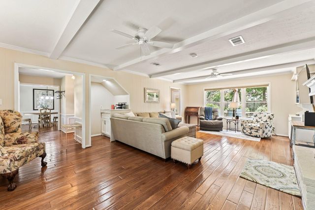 115 Heather Lane, Conroe, TX 77385