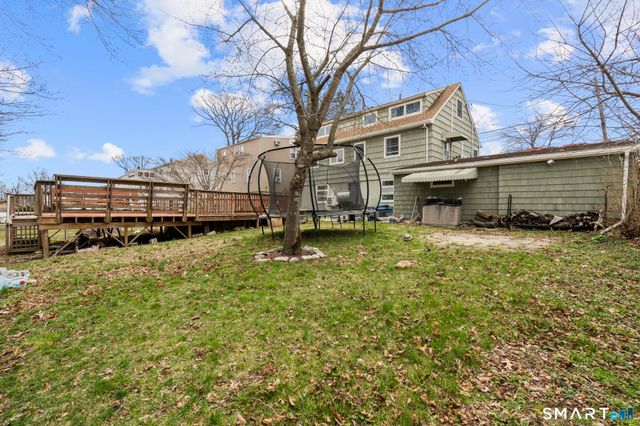 104 Oakdale Street, Bridgeport, CT 06606