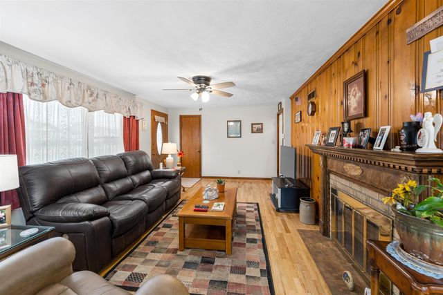 315 E Republic Ave, Salina, KS 67401