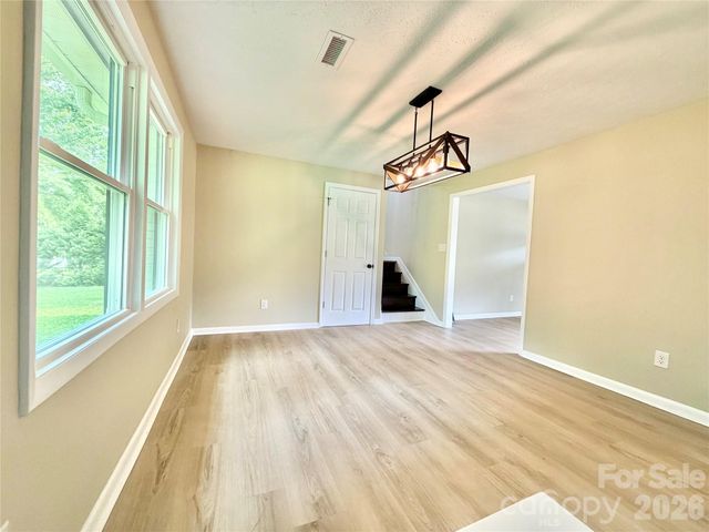 303 Deal Avenue NE, Conover, NC 28613