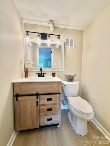 303 Deal Avenue NE, Conover, NC 28613