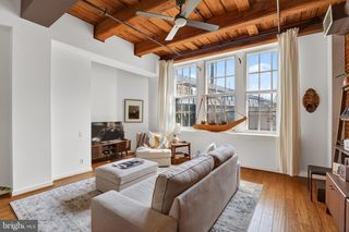 301 RACE ST #201, Philadelphia, PA 19106