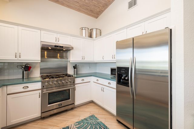 112 Leoni Drive, Plantation Key, FL 33036