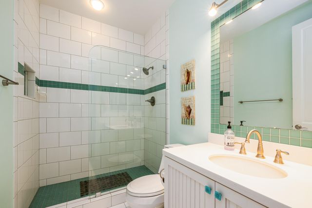 112 Leoni Drive, Plantation Key, FL 33036