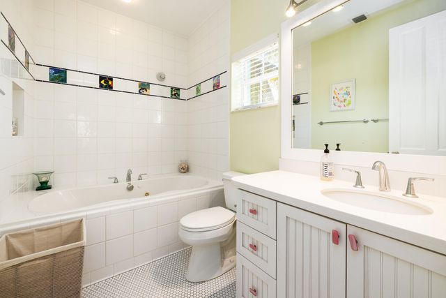 112 Leoni Drive, Plantation Key, FL 33036