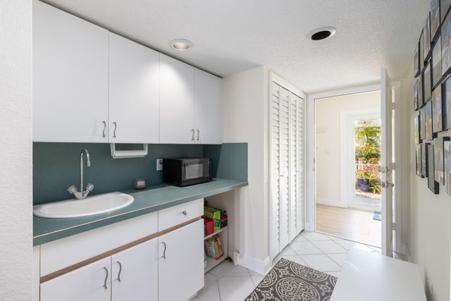 112 Leoni Drive, Plantation Key, FL 33036