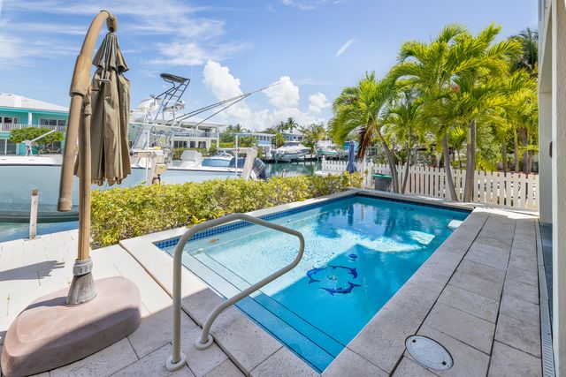 112 Leoni Drive, Plantation Key, FL 33036