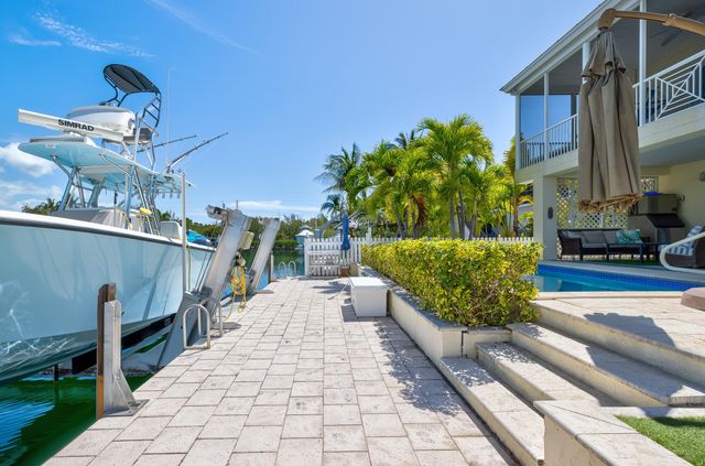 112 Leoni Drive, Plantation Key, FL 33036