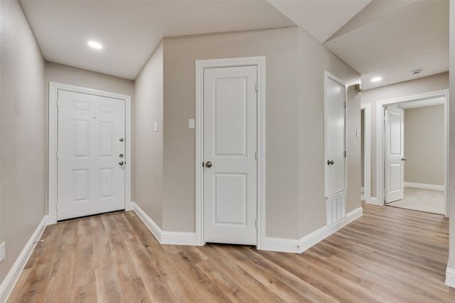5040 Hollow Ridge Road, Dallas, TX 75227