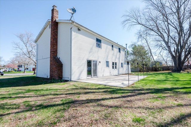 6 Valiant Court, Mount Sinai, NY 11766
