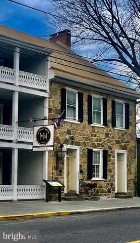 118 E MAIN STREET, Fairfield, PA 17320
