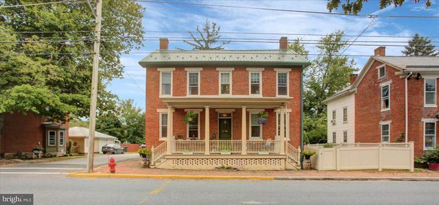 118 E MAIN STREET, Fairfield, PA 17320