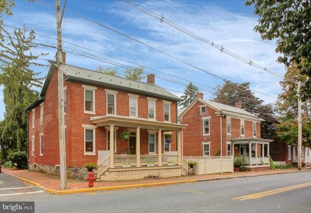 118 E MAIN STREET, Fairfield, PA 17320