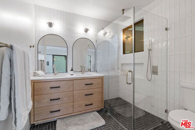 2911 S Rimpau Boulevard 2909, Los Angeles, CA 90016