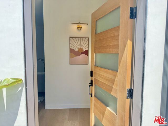 2911 S Rimpau Boulevard 2909, Los Angeles, CA 90016