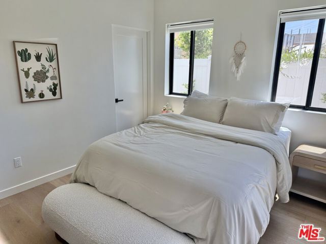 2911 S Rimpau Boulevard 2909, Los Angeles, CA 90016