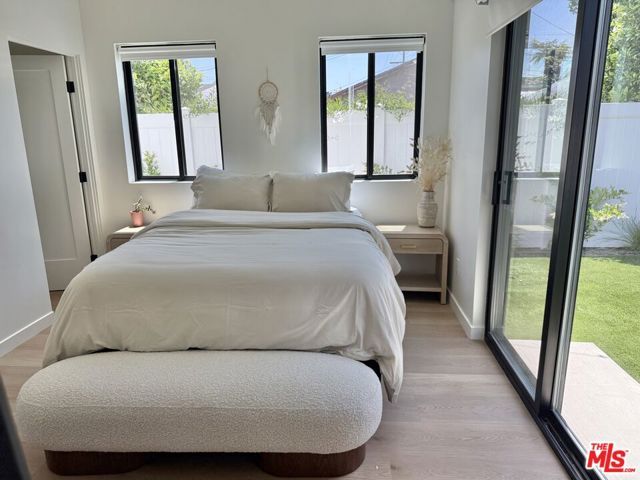 2911 S Rimpau Boulevard 2909, Los Angeles, CA 90016