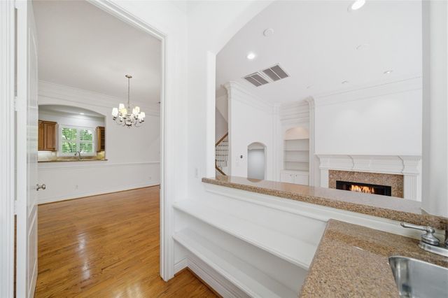 1329 Hyde Park Boulevard, Houston, TX 77006