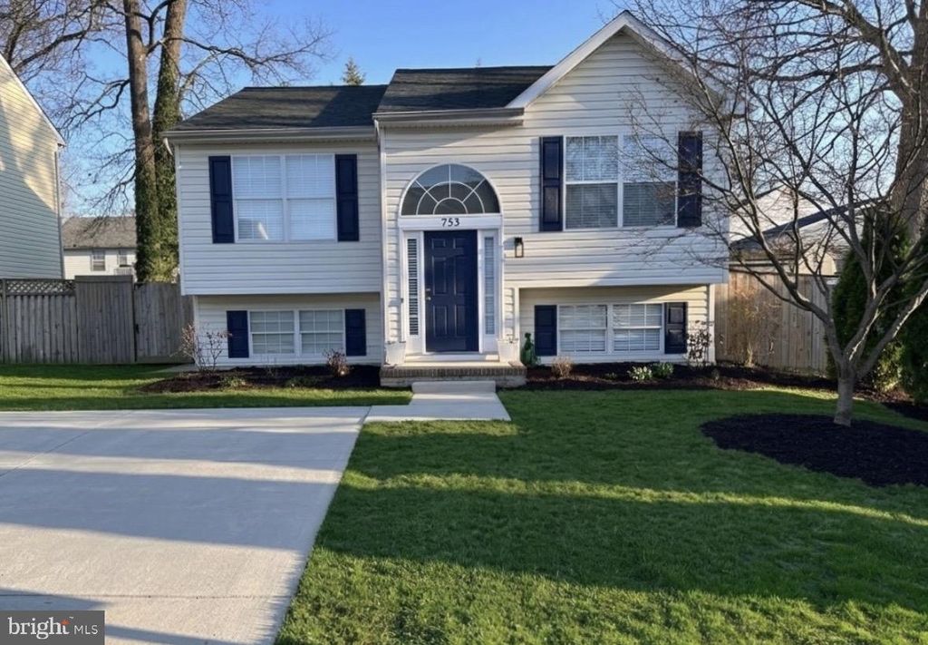 753 210TH ST, Pasadena, MD 21122