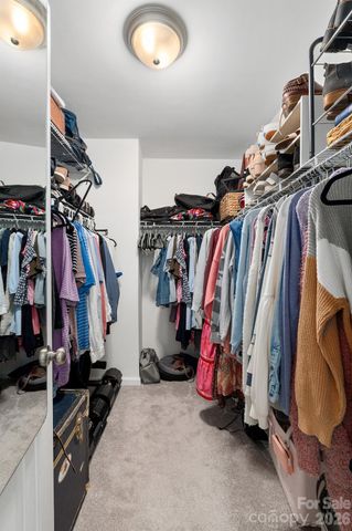 8124 Red Cap Lane, Charlotte, NC 28270