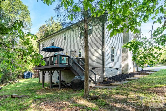 8124 Red Cap Lane, Charlotte, NC 28270