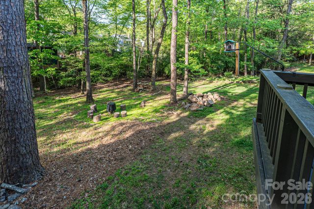 8124 Red Cap Lane, Charlotte, NC 28270