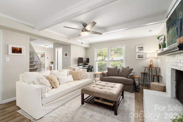 8124 Red Cap Lane, Charlotte, NC 28270