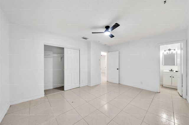 41 NE 45th Ct, Oakland Park, FL 33334