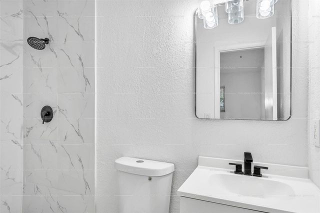 41 NE 45th Ct, Oakland Park, FL 33334