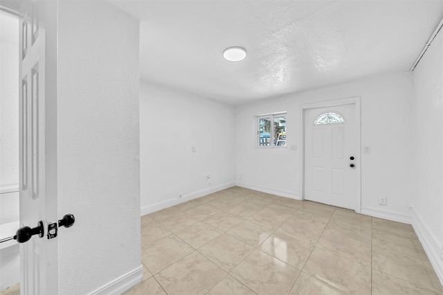 41 NE 45th Ct, Oakland Park, FL 33334