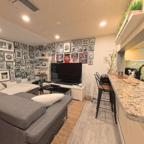 16652 Hemingway Dr 16652, Weston, FL 33326