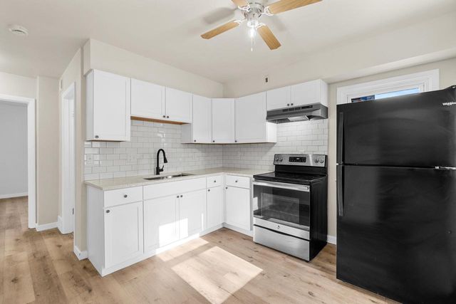 4430 Glendale AVENUE, Milwaukee, WI 53218