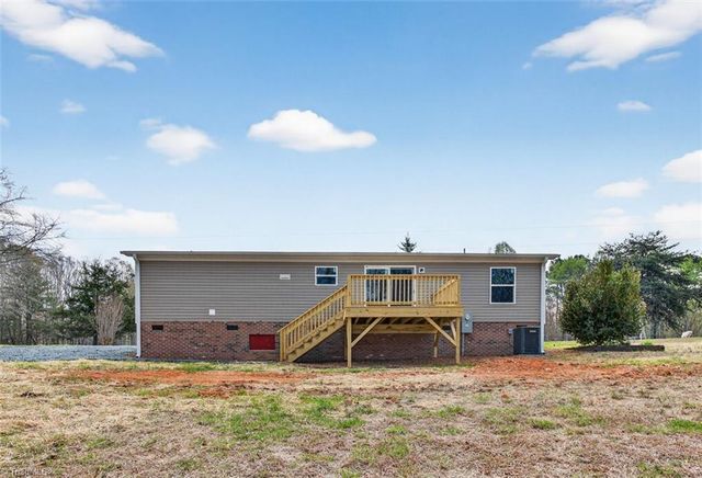 6264 Evening Shade Road, Troy, NC 27371