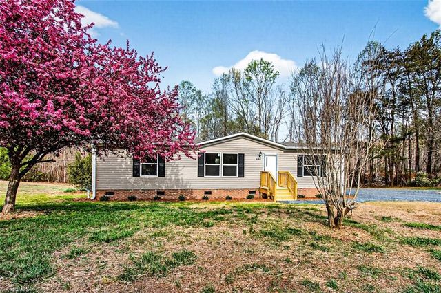 6264 Evening Shade Road, Troy, NC 27371