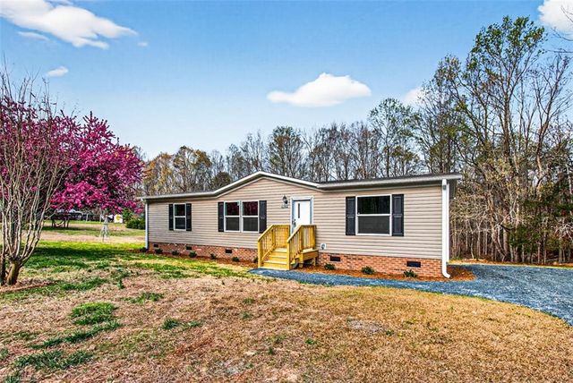6264 Evening Shade Road, Troy, NC 27371