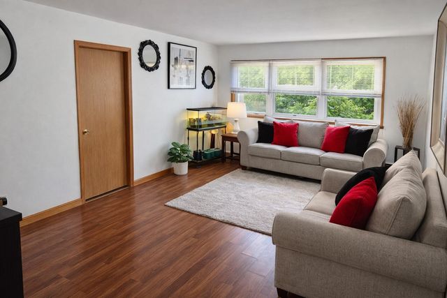 3476 E 69th Avenue, Merrillville, IN 46410