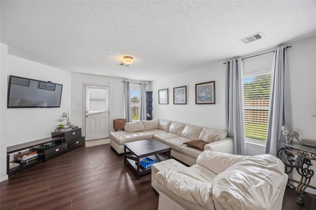 15338 Trinity Meadow Drive, Houston, TX 77489