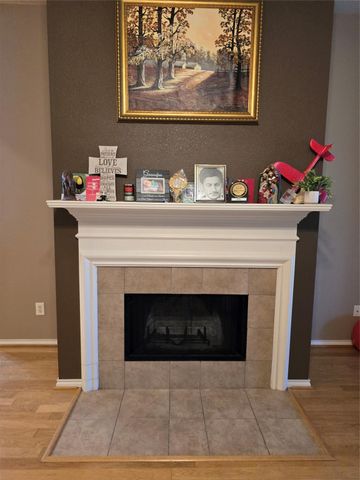 2414 Hidden Park Ct, Richmond, TX 77469