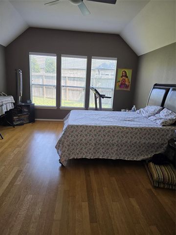 2414 Hidden Park Ct, Richmond, TX 77469