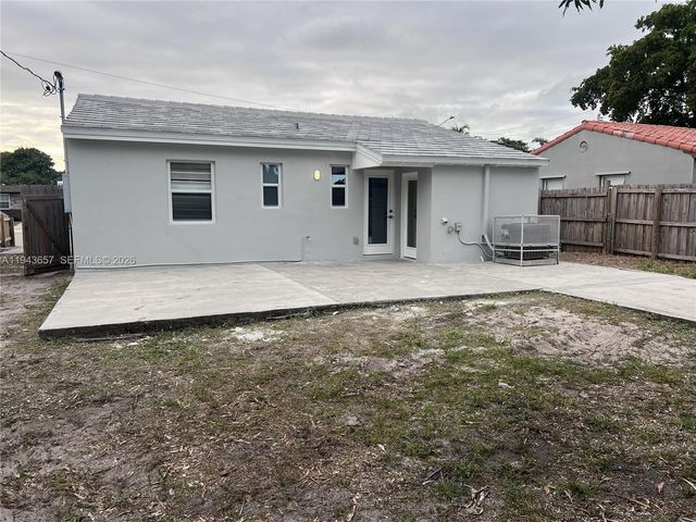 1432 N Andrews Ave 1, Fort Lauderdale, FL 33311