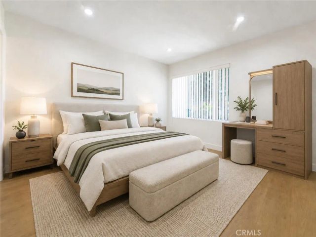 21203 Trumpet Drive 102, Newhall, CA 91321