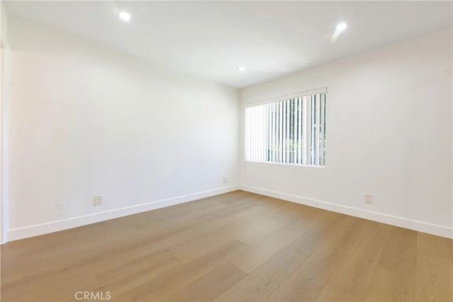 21203 Trumpet Drive 102, Newhall, CA 91321