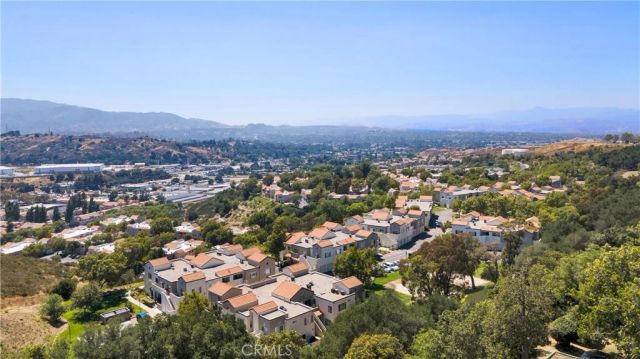 21203 Trumpet Drive 102, Newhall, CA 91321