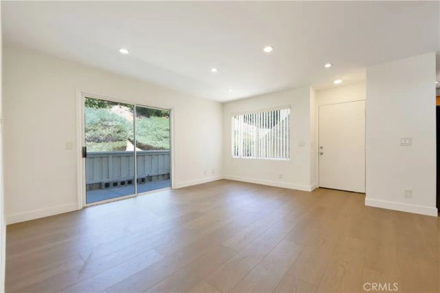 21203 Trumpet Drive 102, Newhall, CA 91321