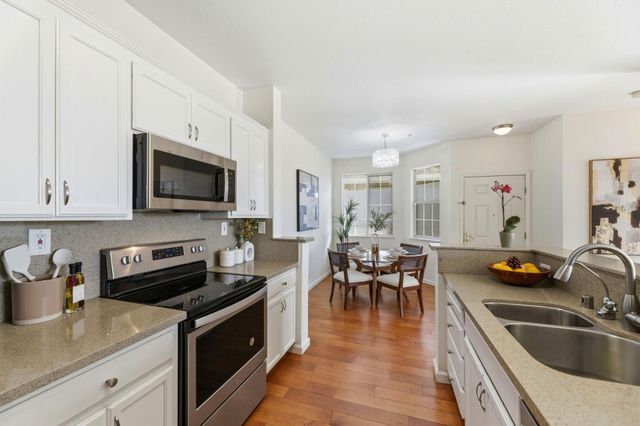 250 Santa Fe Terrace 320, Sunnyvale, CA 94085